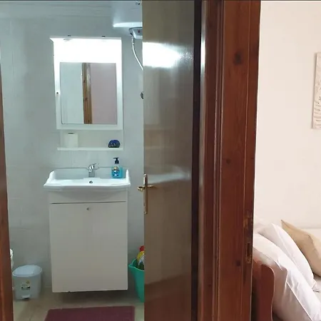 Apartament άνετη μεζονέτα με θέα στη *