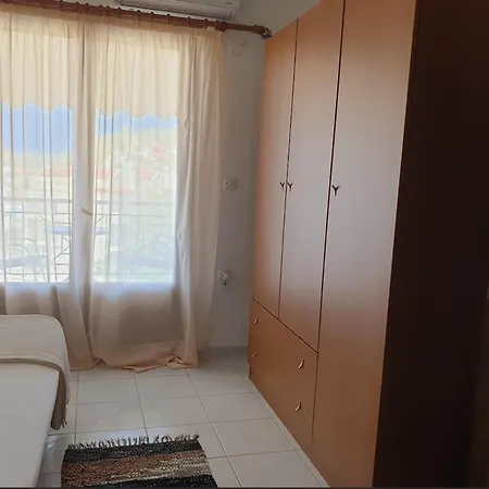άνετη μεζονέτα με θέα στη Lejlighed Nea Skioni